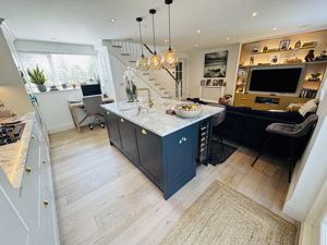 Photo 7- click for photo gallery